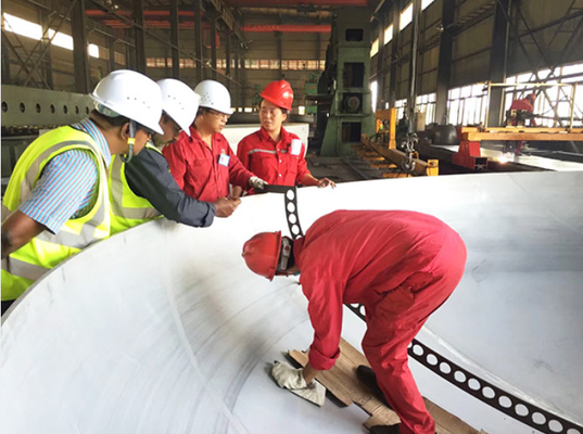 SS304L 300mm Đầu chén cho bể cuối hình thành nén nóng cho nồi hơi OEM